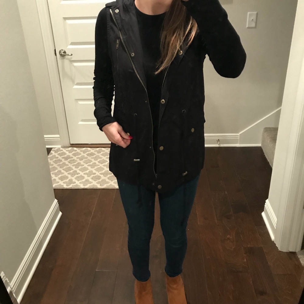 NWT Black Utility Vest!